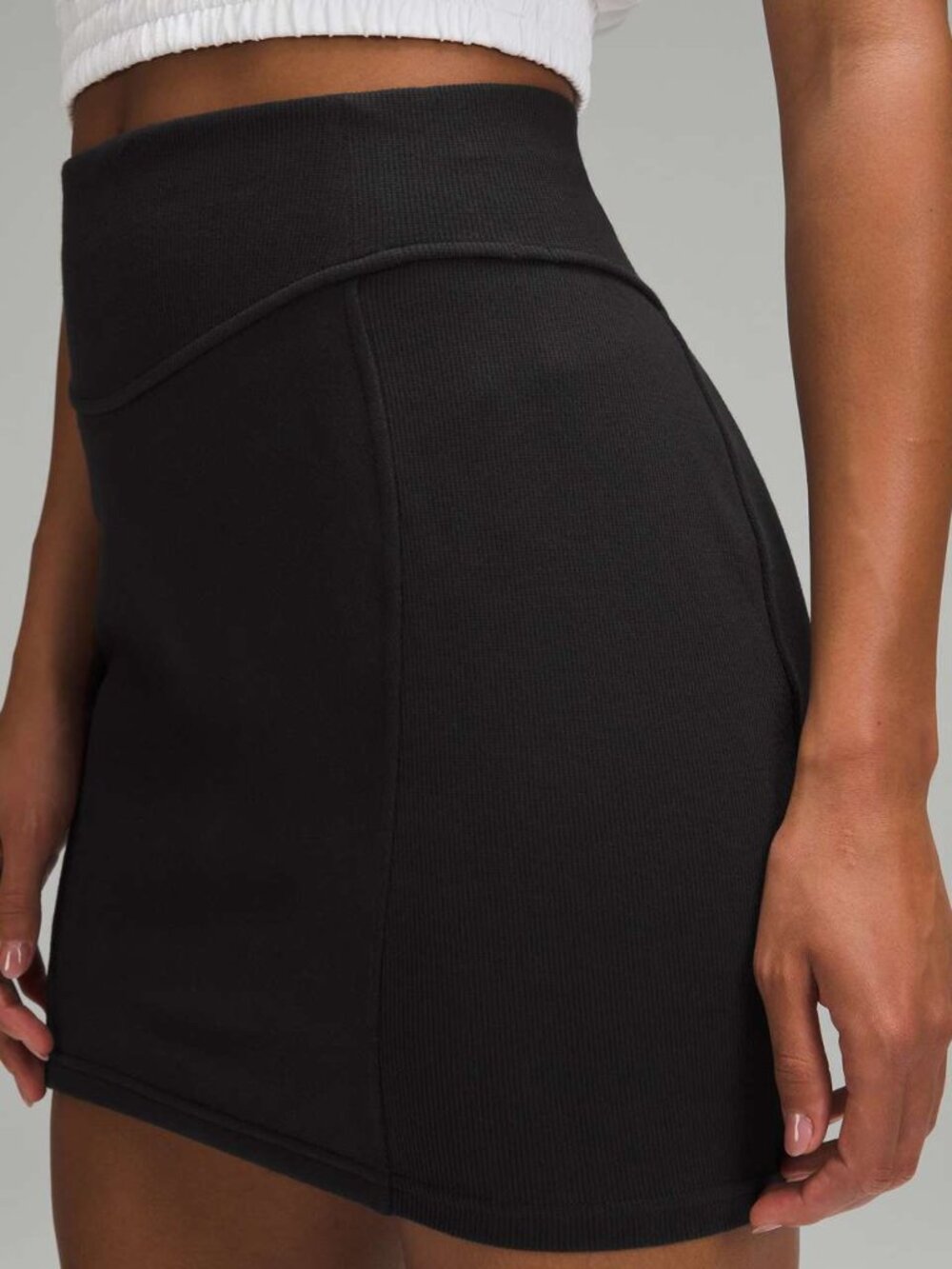 Lululemon Scuba High-Rise Mini Skirt XL